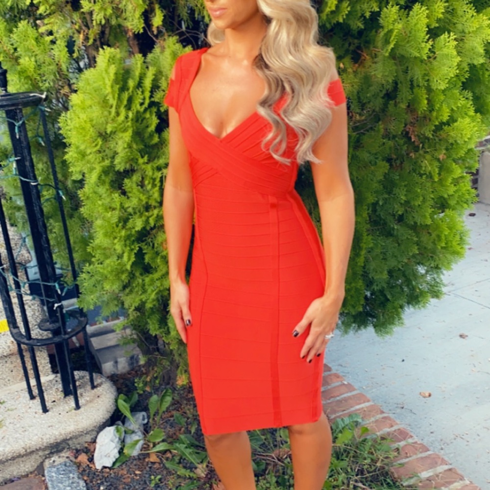 Beautiful Red bodycon dress